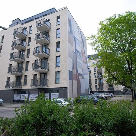 Apartamento 2Br Apt Strzelecka 24 With Balcony Varsovia Exterior foto