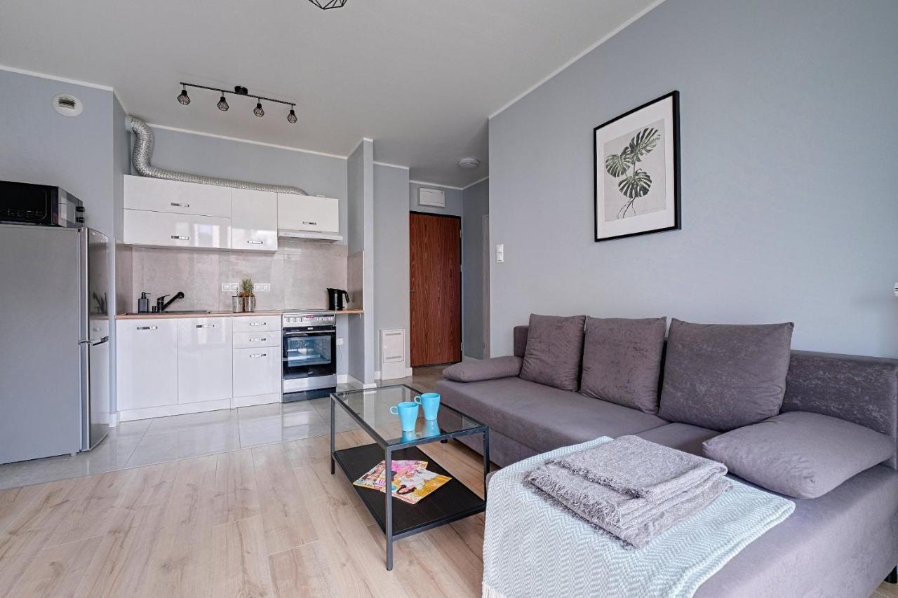Apartamento 2Br Apt Strzelecka 24 With Balcony Varsovia Exterior foto